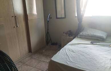 Imagem: A casa possui 3 Dormitórios, 1 Banheiro e está localizado