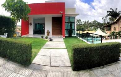 Imagem: A casa possui 3 Dormitórios, 4 Vagas na garagem e está localizado