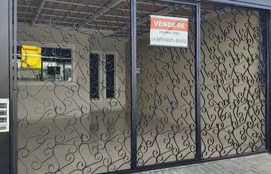 Imagem: A casa possui 3 Dormitórios, 2 Banheiros, 1 Vaga na garagem