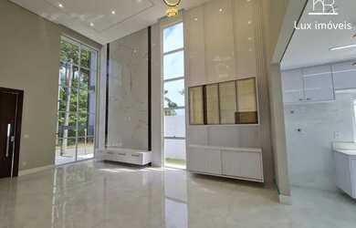 Imagem: A casa em condomínio possui 3 Dormitórios, 4 Banheiros, 4