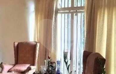 Imagem: A casa possui 3 Dormitórios, 3 Banheiros, 3 Vagas na garagem