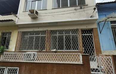 Imagem: A casa possui 2 Dormitórios, 1 Banheiro e 65m² de Área e