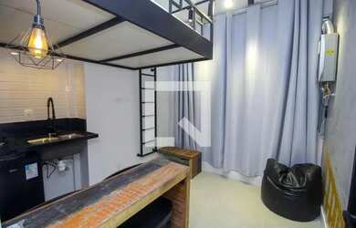 Imagem: O studio possui 1 Dormitório, 1 Banheiro, 15m² de Área e