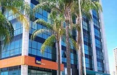 Imagem: O depósito possui 1 Vaga na garagem, 30m² de Área e está