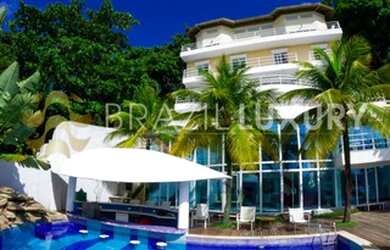 Imagem: A casa em condomínio possui 5 Dormitórios, 5 Banheiros, 5