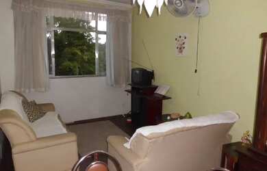 Imagem: O apartamento possui 1 Dormitório, 1 Banheiro, 1 Vaga na garagem