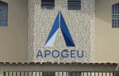 Imagem: O apartamento possui 2 Dormitórios, 1 Banheiro, 55m² de Área