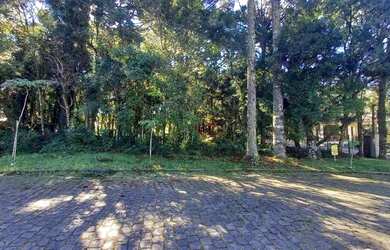 Imagem: O terreno possui 864m² de Área e está localizado em Canela