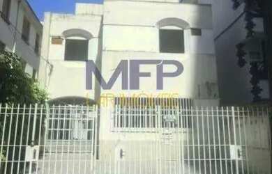 Imagem: A casa possui 5 Dormitórios, 5 Banheiros, 5 Vagas na garagem