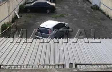 Imagem 6: Galpão Comercial com 350 m² de área construída e 580m² de terreno...