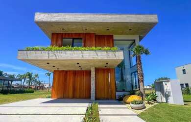 Imagem 2: Residência Exclusiva com Vista Privilegiada