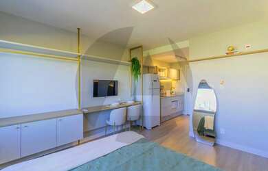 Imagem: O apartamento possui 1 Dormitório, 1 Banheiro, 1 Vaga na garagem