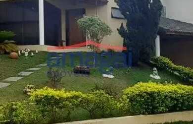 Imagem: A casa em condomínio possui 3 Dormitórios, 3 Banheiros, 4