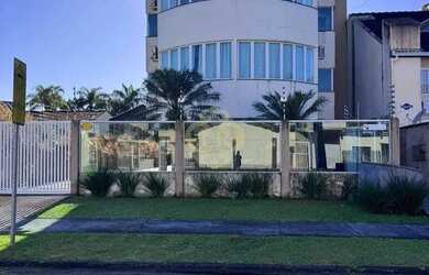 Imagem: O studio possui 1 Dormitório, 1 Banheiro, 1 Vaga na garagem