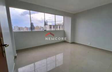 Imagem: O apartamento possui 1 Dormitório, 1 Banheiro, 43m² de Área