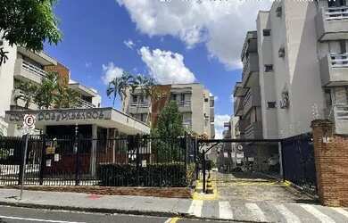 Imagem: O apartamento possui 3 Dormitórios, 1 Banheiro, 2 Vagas na