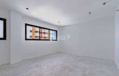 Imagem: O depósito possui 39m² de Área e está localizado em Bacacheri