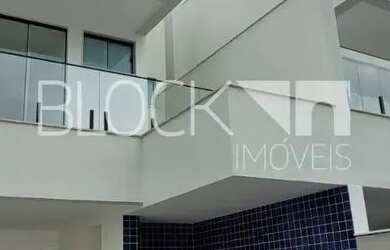 Imagem: A casa em condomínio possui 3 Dormitórios, 5 Banheiros, 2