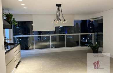 Imagem: O apartamento possui 3 Dormitórios, 4 Banheiros, 2 Vagas na