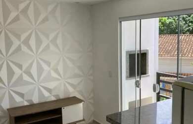 Imagem: O apartamento possui 2 Dormitórios, 1 Banheiro, 1 Vaga na garagem