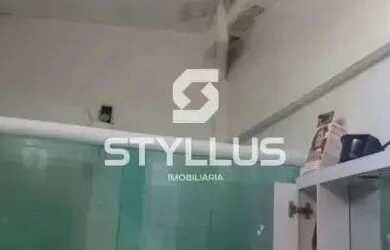 Imagem: O apartamento à venda possui 1 Dormitório, 1 Banheiro, 1 Vaga