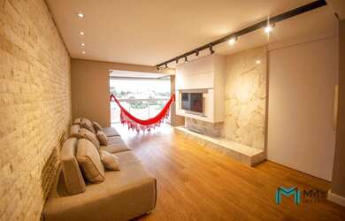 Imagem: O apartamento possui 3 Dormitórios, 2 Banheiros, 2 Vagas na