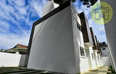 Imagem: A casa possui 3 Dormitórios, 1 Banheiro, 1 Vaga na garagem