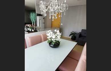 Imagem: O apartamento possui 3 Dormitórios, 2 Banheiros, 2 Vagas na