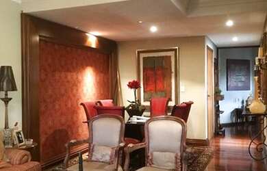 Imagem: O apartamento possui 3 Dormitórios, 1 Banheiro, 2 Vagas na