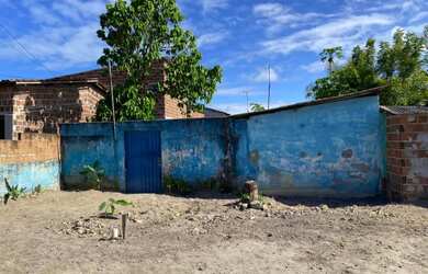 Imagem 7: Duas Casas em Candeias com 2 e 3Qtos 4Vgs. Terreno Livre - Veja