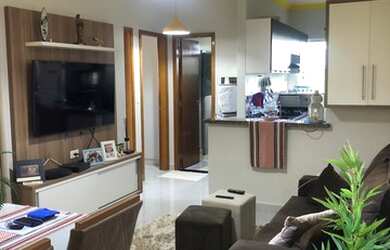 Imagem: O apartamento possui 2 Dormitórios, 1 Banheiro, 1 Vaga na garagem