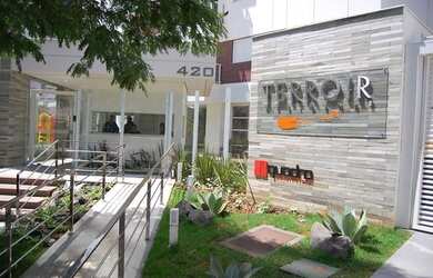 Imagem: O apartamento possui 3 Dormitórios, 3 Banheiros, 2 Vagas na