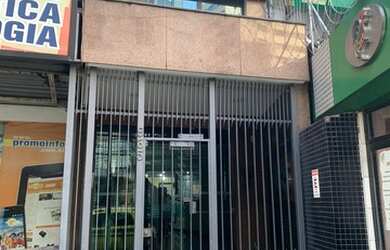 Imagem: O depósito possui 1 Vaga na garagem e 40m² de Área e está