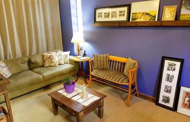 Imagem: A casa em condomínio possui 4 Dormitórios, 3 Banheiros, 2