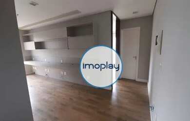 Imagem: O depósito possui 2 Vagas na garagem, 83m² de Área e está