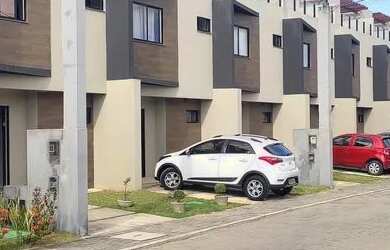 Imagem: A casa em condomínio possui 2 Dormitórios, 3 Banheiros, 1