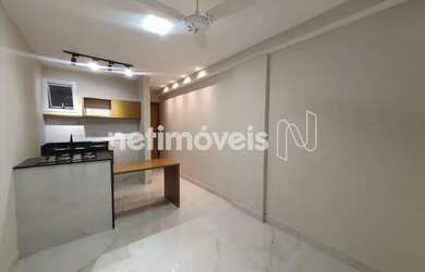 Imagem: O apartamento possui 1 Dormitório, 1 Banheiro, 1 Vaga na garagem