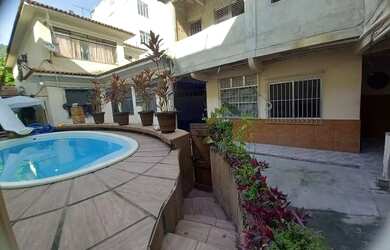 Imagem 1: Sem Burocracia, vila de frente ao Hospital Marcílio Dias