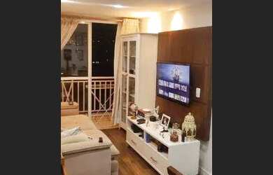 Imagem: O apartamento possui 2 Dormitórios, 1 Banheiro, 1 Vaga na garagem