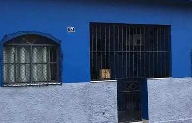 Imagem 1: Vendo 2 lojas e 2 casas. 75m² de Área