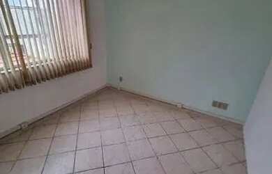 Imagem: O depósito possui 32m² de Área e está localizado em Centro