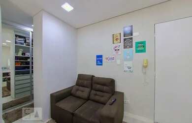 Imagem: O apartamento possui 1 Dormitório, 1 Banheiro, 1 Vaga na garagem