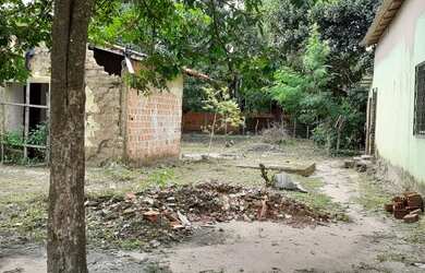 Imagem: O terreno possui 840m² de Área e está localizado em Paço