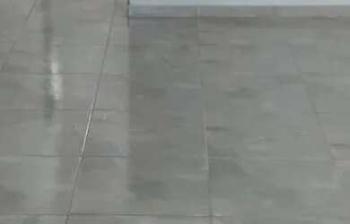 Imagem: A casa possui 3 Dormitórios, 2 Banheiros, 4 Vagas na garagem