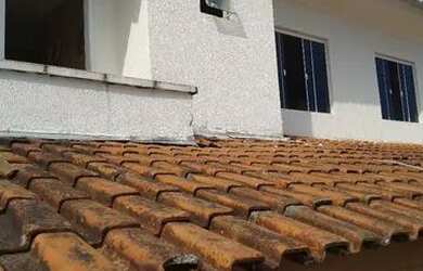 Imagem: A casa em condomínio possui 3 Dormitórios, 1 Vaga na garagem