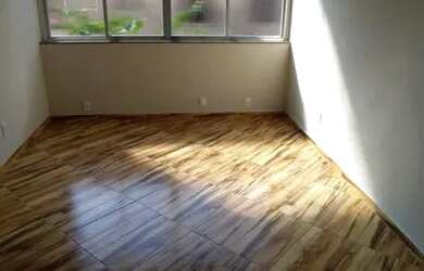 Imagem 4: Apartamento na Tijuca. 105m² de Área, 1 Banheiroe2 Dormitórios