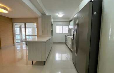 Imagem 5: Maravilhoso Apartamento para aluguel com 266 m2 com 4 suítes, 4 vagas...