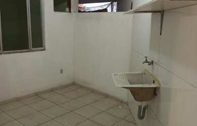 Imagem: A casa possui 1 Dormitório, 1 Banheiro e está localizado