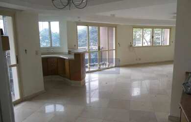 Imagem: O apartamento possui 3 Dormitórios, 2 Banheiros, 5 Vagas na