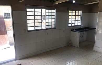 Imagem 9: Alugo casa de fundos QNM 09